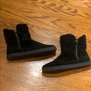 Tory Burch Boots- lined with fur